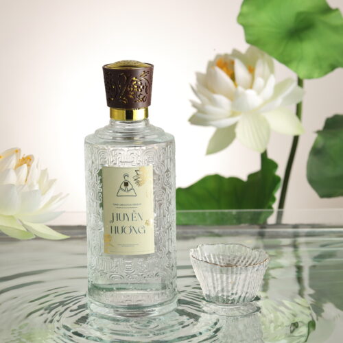Rượu Huyền Hương 650ml