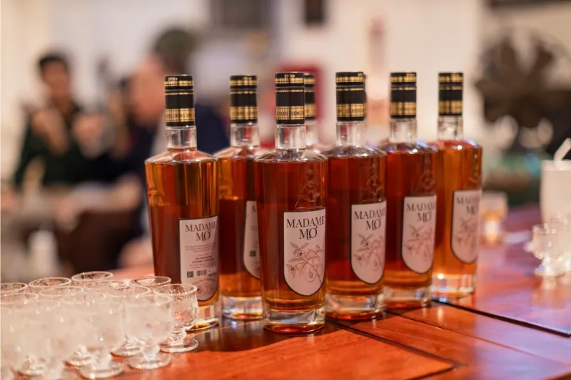 Rượu mơ thủ công kiểm soát