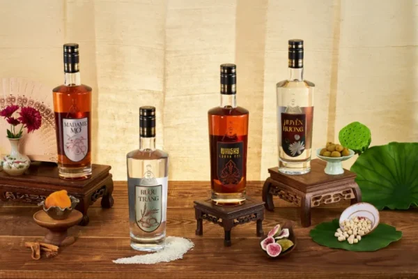 Rượu Mẫu - Vị Việt cho những cuộc nhậu mẫu mực